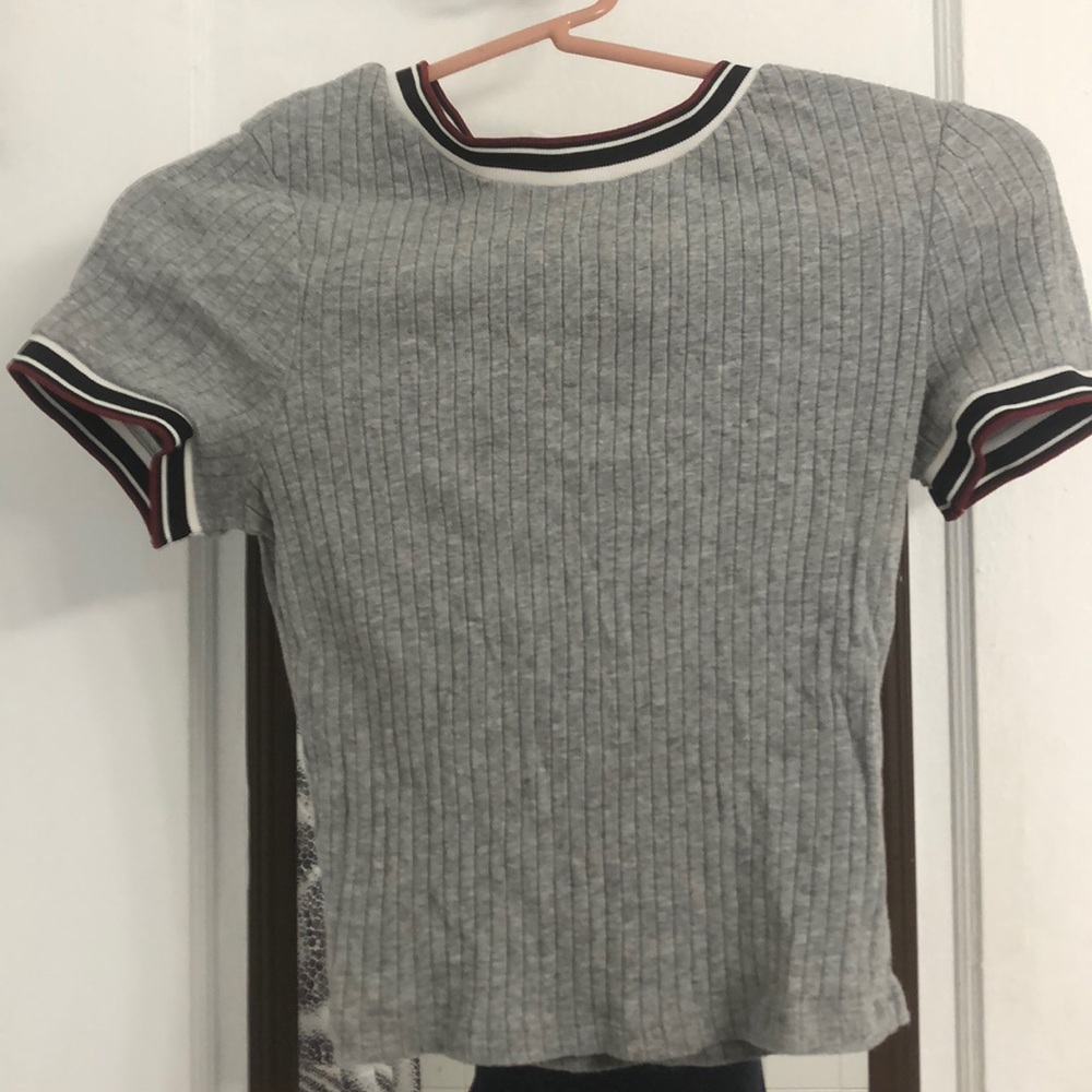 Grey collared tank